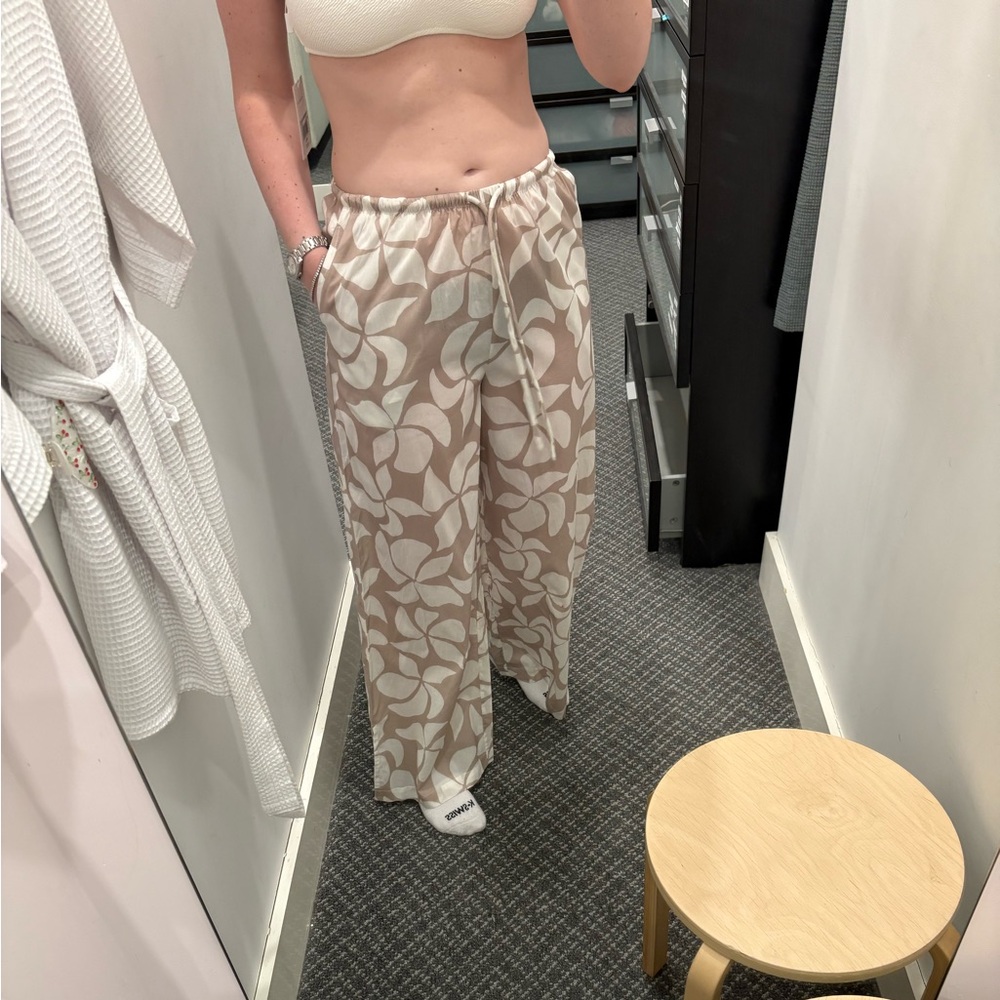 Floral Patterned Wide-Leg Pants